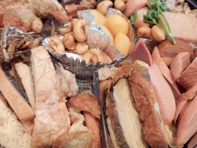 肉に見えるけど…肉じゃない。台湾菜食のビーガンおせちで迎える新年。