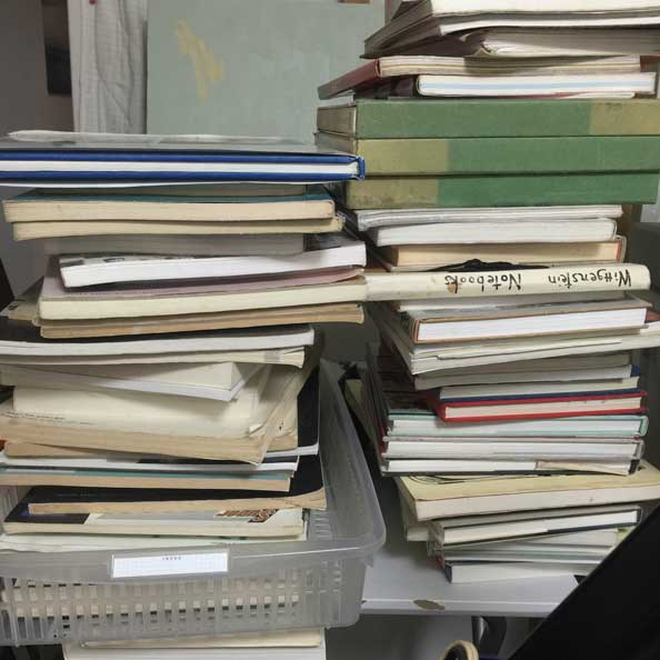 蔵書をつぎからつぎへと自炊
