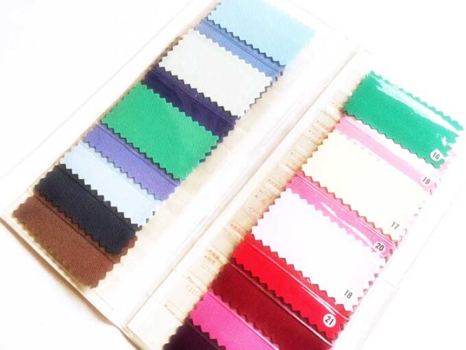 数あるなかから、似合う色を知りたい！（画像はイメージ）